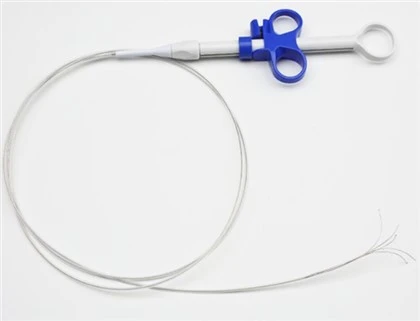 - فردي استخدم Grasping Forceps مع 5-Prongs